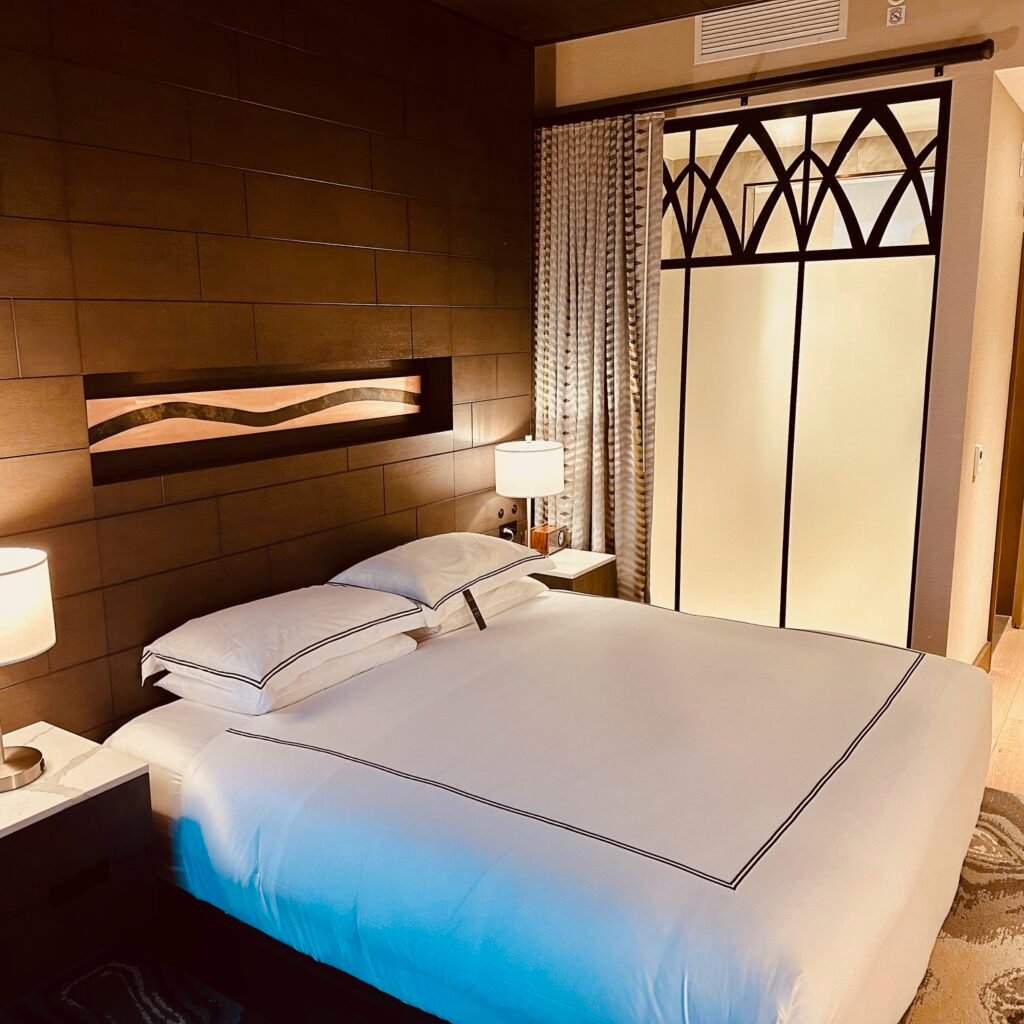 kimpton hotel arras bed