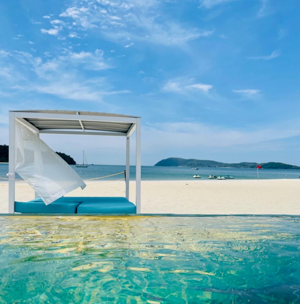 infinity to the sea