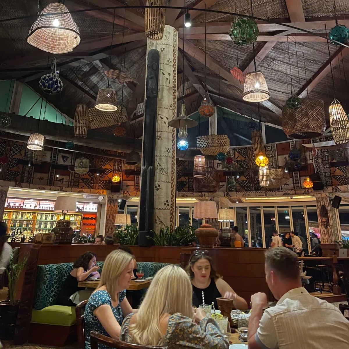 Hilton Doha Review: Luxe Beachfront Resort in West Bay 16 doha hilton trader vic's interior