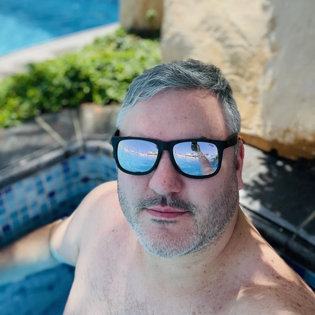 Hilton Doha Review: Luxe Beachfront Resort in West Bay 11 doha hilton pool selfie 1